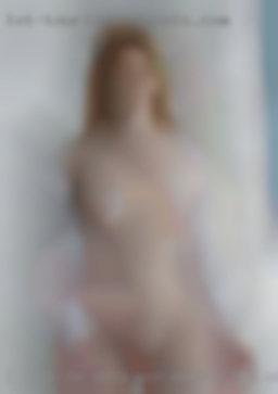 I love to find someone sexy xxx women in the world to explore with!