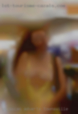 I'm adverts Townsville Asian CD bottom and good gurl.