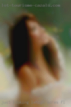 Just looking for casual adult Lehigh Acres, FL fun.