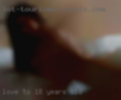 Love to 18 years old flirt and write naughty emails.