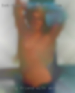 Seeking friend Akron nude sex with benefits.